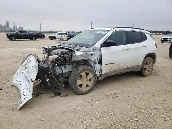 3C4NJCBB3NT119450 2022 JEEP COMPASS - Image 1