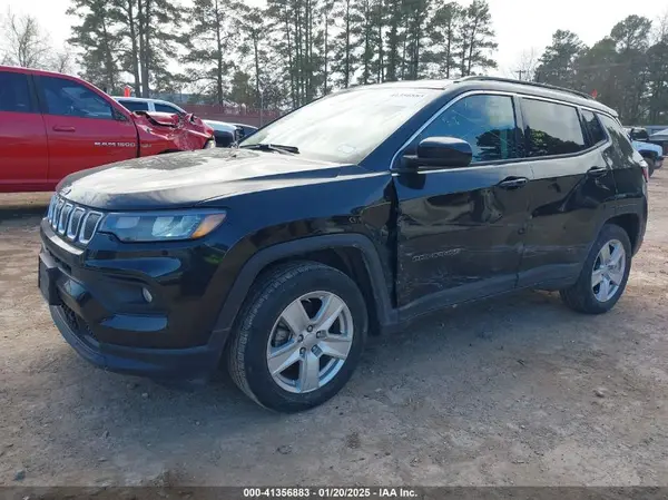 3C4NJCBB3NT138161 2022 JEEP COMPASS - Image 2