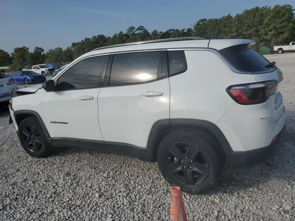 3C4NJCBB3NT138855 2022 JEEP COMPASS - Image 2