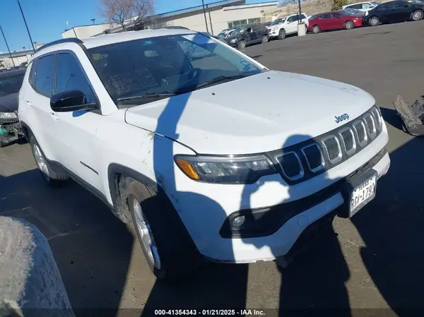 3C4NJCBB3NT139505 2022 JEEP COMPASS - Image 1