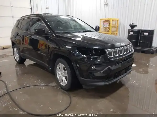 3C4NJCBB3NT164355 2022 JEEP COMPASS - Image 1