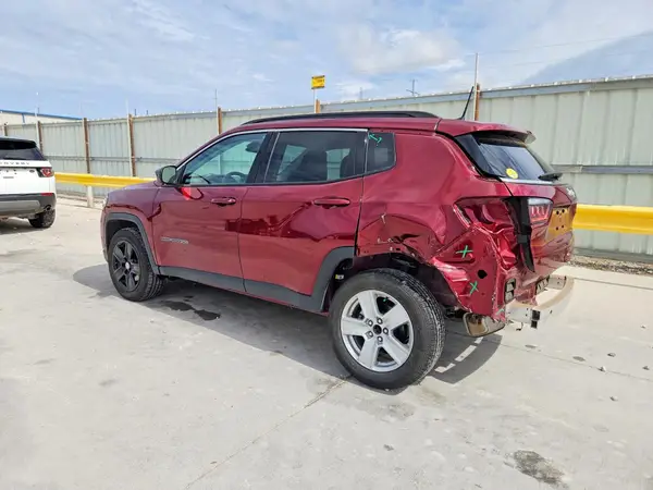 3C4NJCBB3NT187795 2022 JEEP COMPASS - Image 2