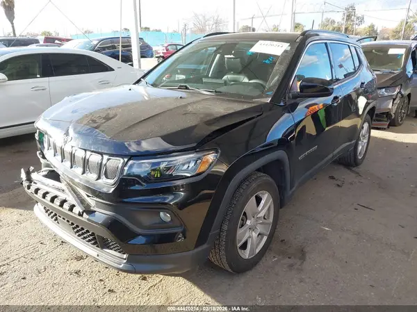 3C4NJCBB3NT214252 2022 JEEP COMPASS - Image 2