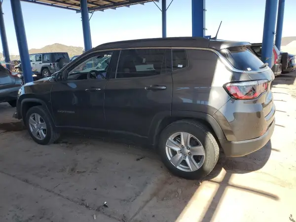 3C4NJCBB3NT229205 2022 JEEP COMPASS - Image 2