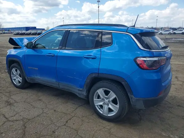 3C4NJCBB3NT229737 2022 JEEP COMPASS - Image 2