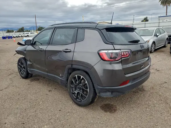 3C4NJCBB3NT234890 2022 JEEP COMPASS - Image 2