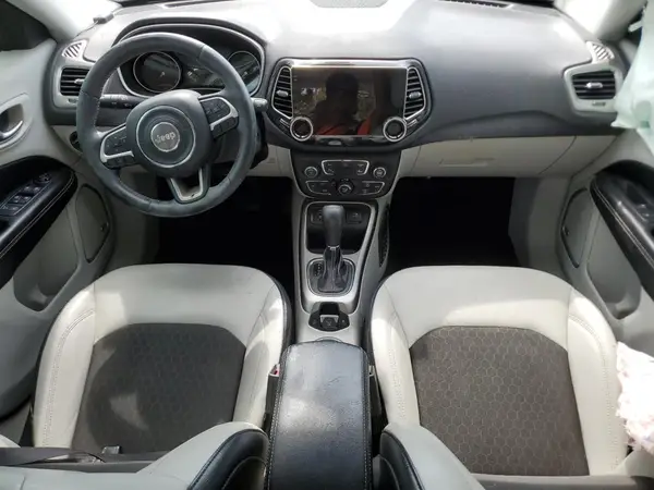 3C4NJCBB4HT632467 2017 JEEP COMPASS - Image 8