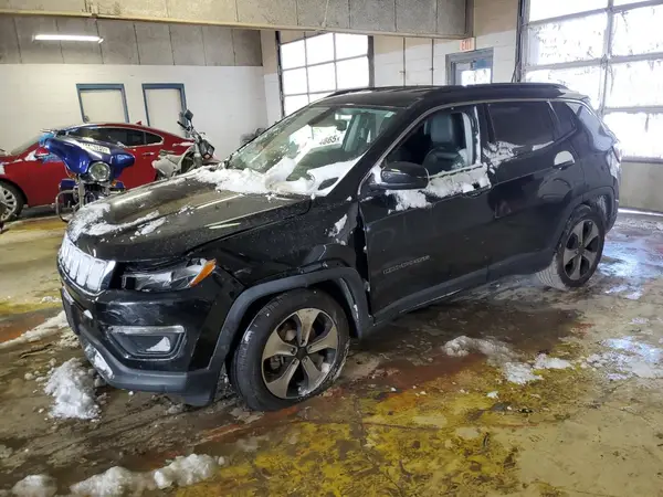 3C4NJCBB4HT643033 2017 JEEP COMPASS - Image 1