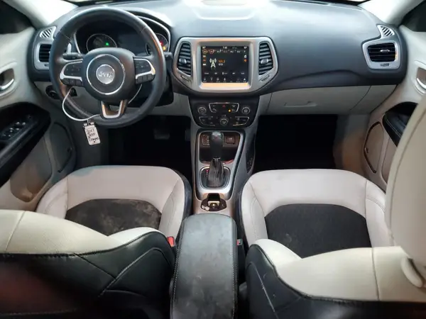 3C4NJCBB4HT682155 2017 JEEP COMPASS - Image 8