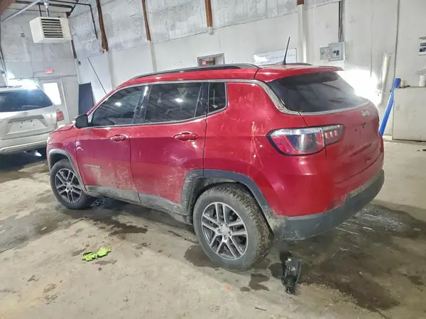 3C4NJCBB4JT124148 2018 JEEP COMPASS - Image 2