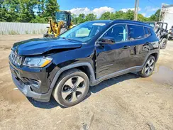 3C4NJCBB4JT124943 2018 JEEP COMPASS
