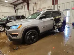 3C4NJCBB4JT137496 2018 JEEP COMPASS
