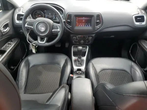 3C4NJCBB4JT140267 2018 JEEP COMPASS - Image 8