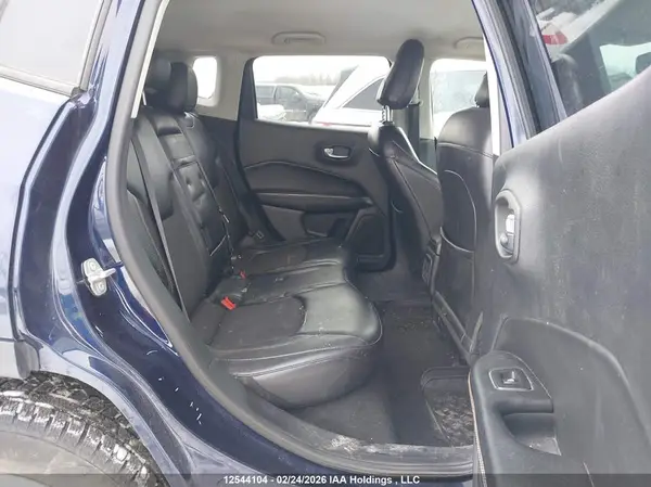 3C4NJCBB4JT165427 2018 JEEP COMPASS - Image 8