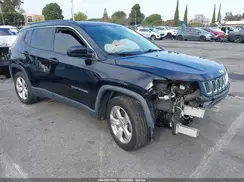 3C4NJCBB4JT181773 2018 JEEP COMPASS