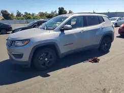 3C4NJCBB4JT194619 2018 JEEP COMPASS