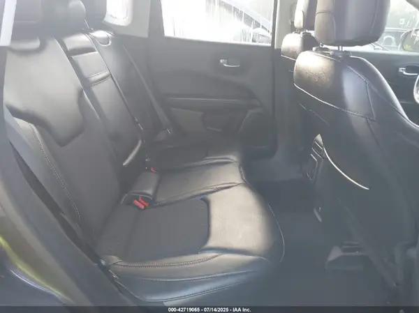 3C4NJCBB4JT194667 2018 JEEP COMPASS - Image 8