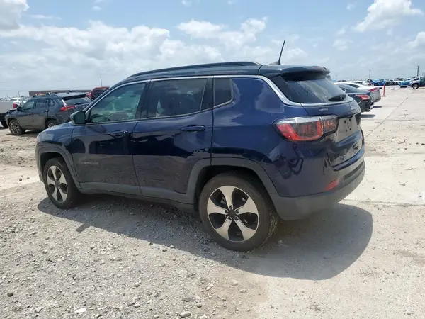 3C4NJCBB4JT204792 2018 JEEP COMPASS - Image 2