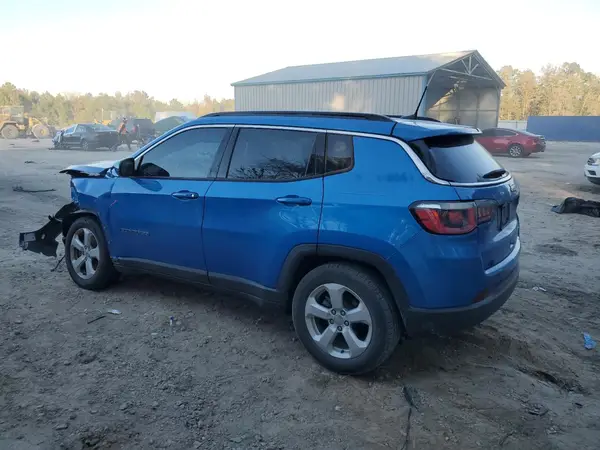 3C4NJCBB4JT211693 2018 JEEP COMPASS - Image 2