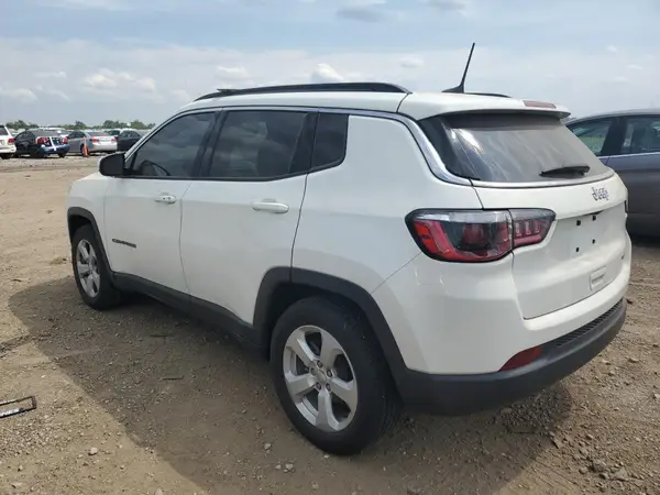 3C4NJCBB4JT226159 2018 JEEP COMPASS - Image 2