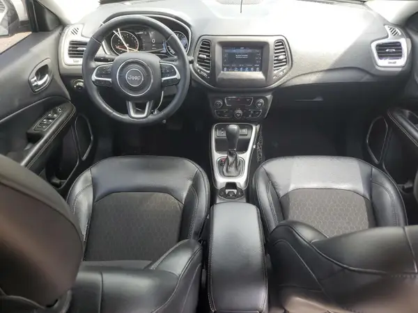3C4NJCBB4JT226159 2018 JEEP COMPASS - Image 8