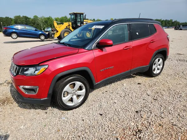 3C4NJCBB4JT227151 2018 JEEP COMPASS - Image 1