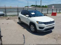 3C4NJCBB4JT227490 2018 JEEP COMPASS