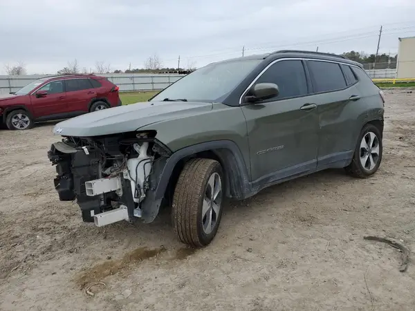 3C4NJCBB4JT240949 2018 JEEP COMPASS - Image 1