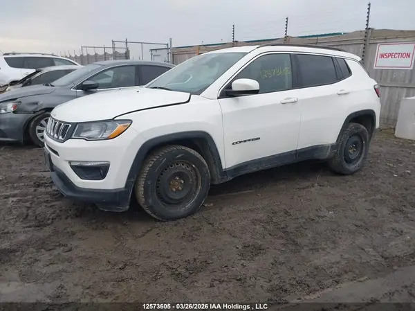 3C4NJCBB4JT250140 2018 JEEP COMPASS - Image 2