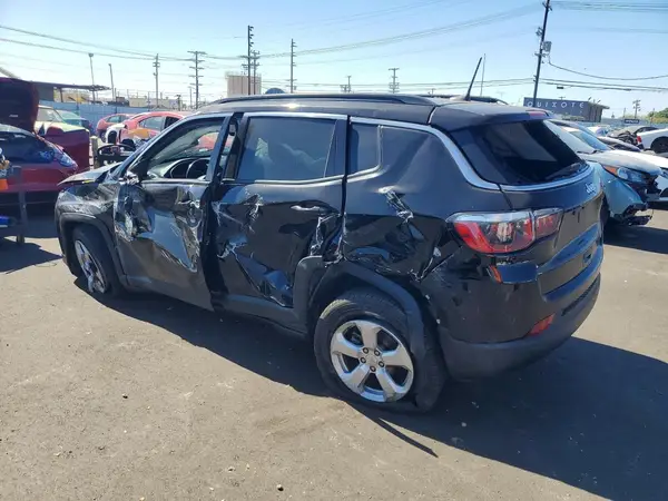 3C4NJCBB4JT266452 2018 JEEP COMPASS - Image 2