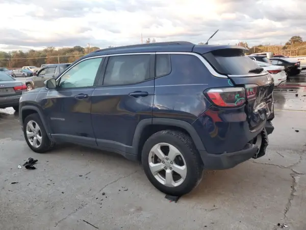 3C4NJCBB4JT293392 2018 JEEP COMPASS - Image 2