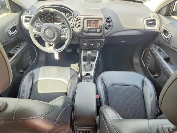 3C4NJCBB4JT322406 2018 JEEP COMPASS - Image 8
