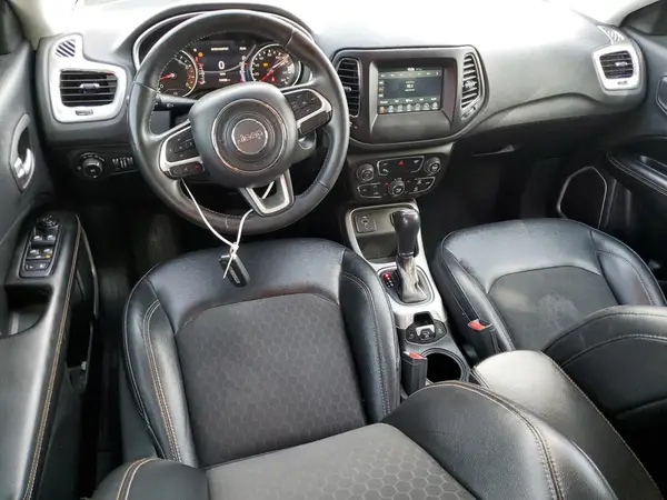 3C4NJCBB4JT408010 2018 JEEP COMPASS - Image 8
