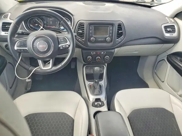 3C4NJCBB4JT468837 2018 JEEP COMPASS - Image 8
