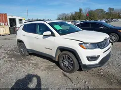3C4NJCBB4JT469227 2018 JEEP COMPASS