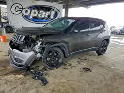 3C4NJCBB4JT471303 2018 JEEP COMPASS