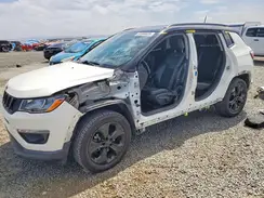 3C4NJCBB4JT486786 2018 JEEP COMPASS