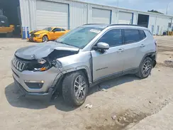 3C4NJCBB4JT487792 2018 JEEP COMPASS