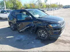 3C4NJCBB4JT487887 2018 JEEP COMPASS