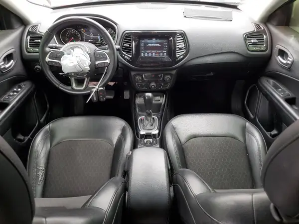 3C4NJCBB4JT499926 2018 JEEP COMPASS - Image 8