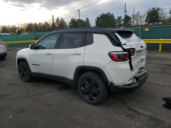 3C4NJCBB4JT502081 2018 JEEP COMPASS - Image 2