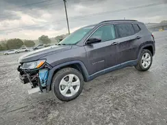 3C4NJCBB4KT614686 2019 JEEP COMPASS