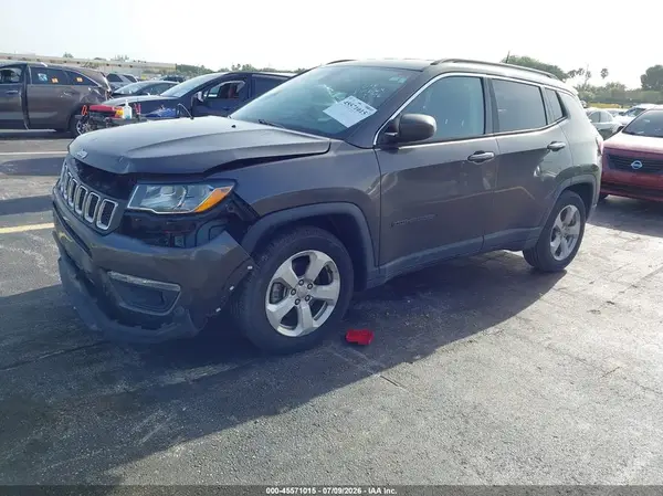 3C4NJCBB4KT636364 2019 JEEP COMPASS - Image 2