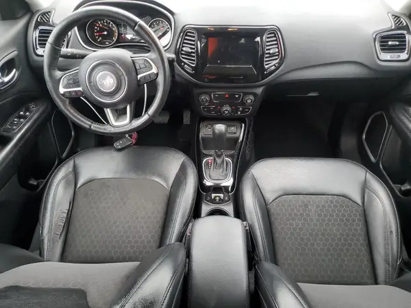 3C4NJCBB4KT636865 2019 JEEP COMPASS - Image 8