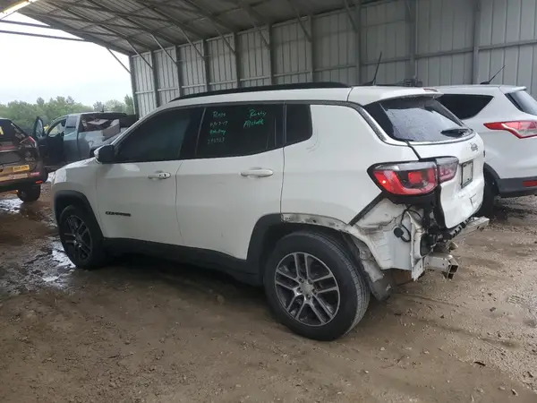3C4NJCBB4KT649633 2019 JEEP COMPASS - Image 2