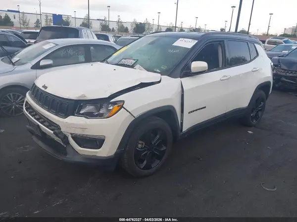 3C4NJCBB4KT652354 2019 JEEP COMPASS - Image 2