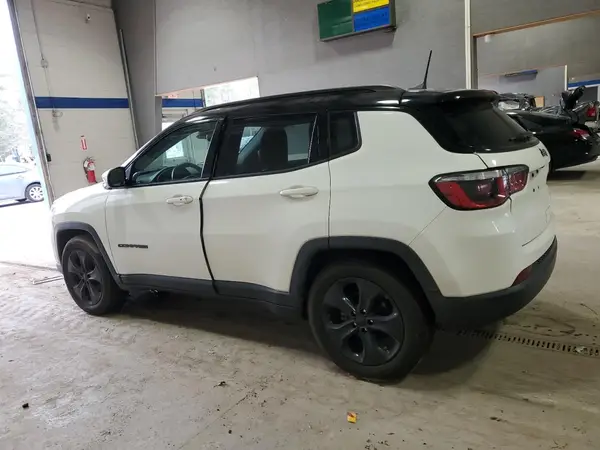 3C4NJCBB4KT660423 2019 JEEP COMPASS - Image 2