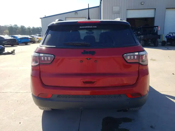 2019 JEEP COMPASS auction photo 6