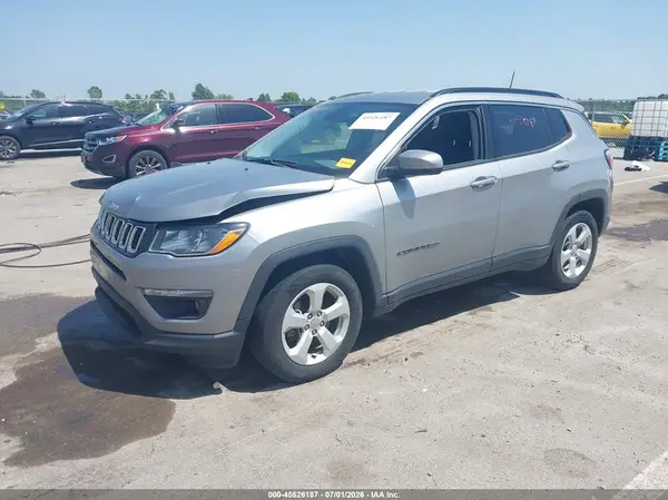 3C4NJCBB4KT699769 2019 JEEP COMPASS - Image 2