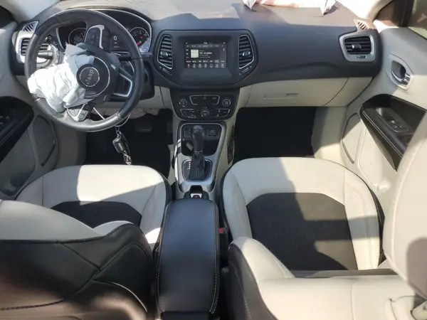 3C4NJCBB4KT706266 2019 JEEP COMPASS - Image 8